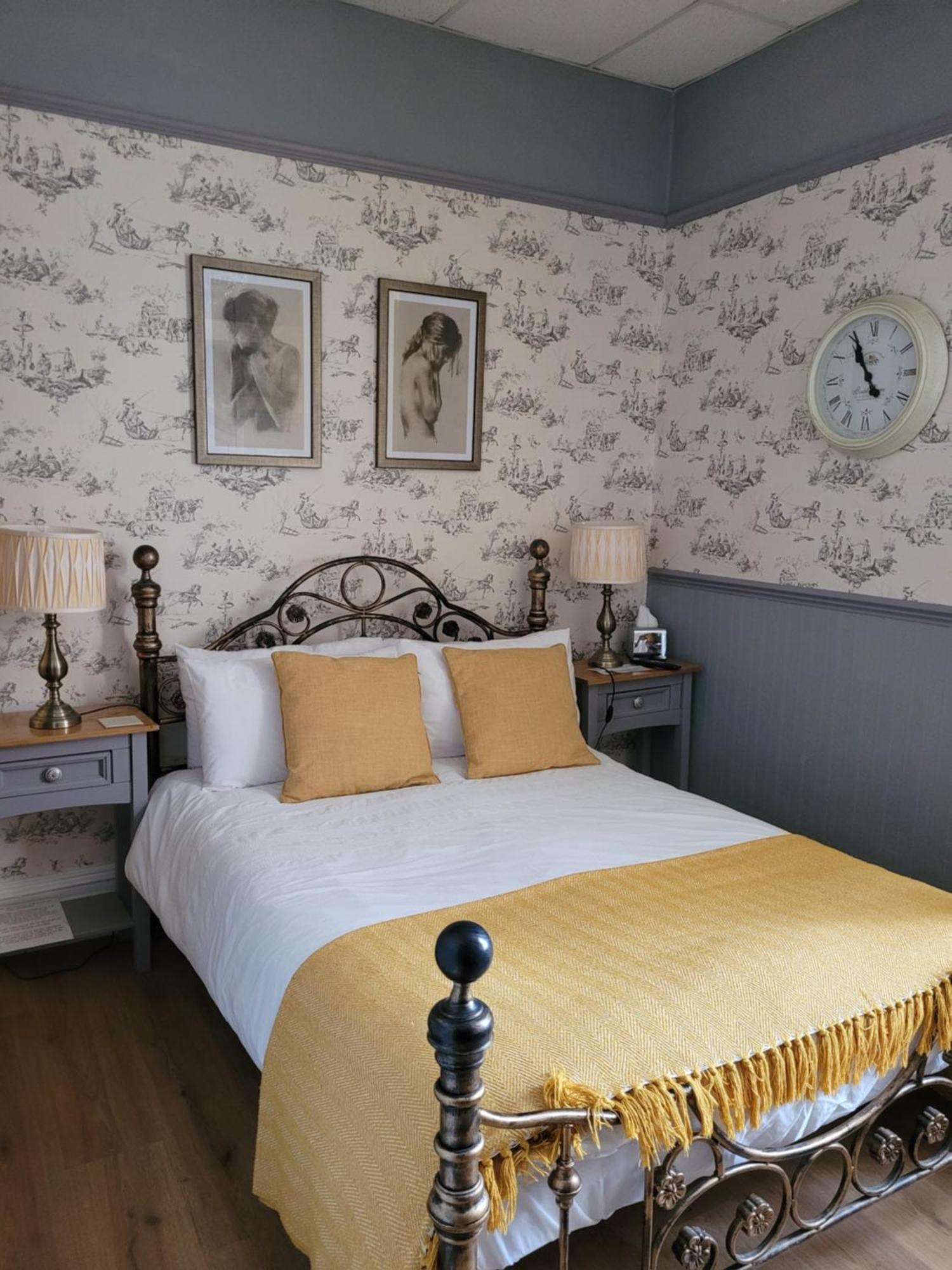J'S Mayfair Guest House Blackpool Exteriör bild