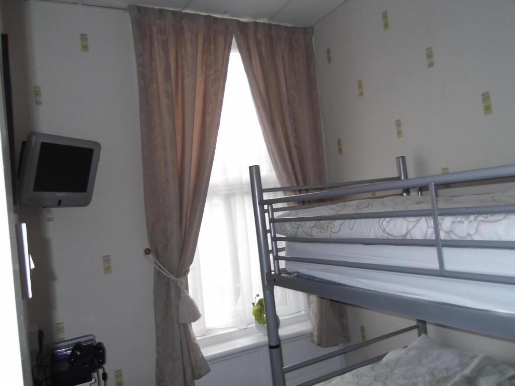J'S Mayfair Guest House Blackpool Rum bild