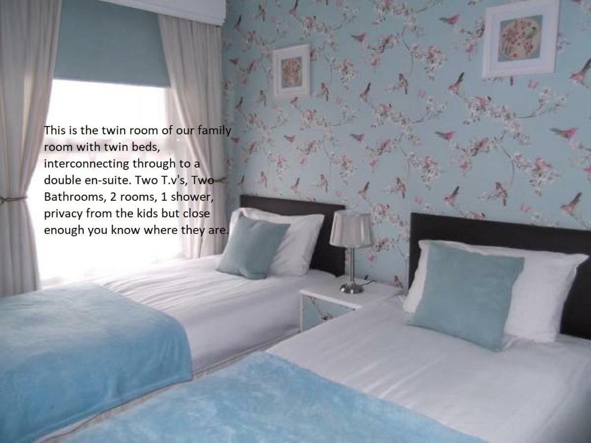 J'S Mayfair Guest House Blackpool Exteriör bild